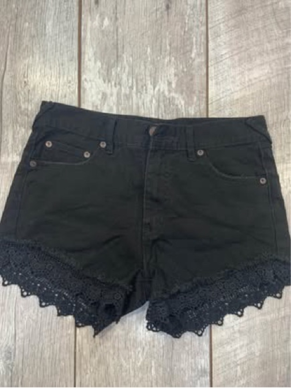 Free people women’s black shorts with lace on legs w 25